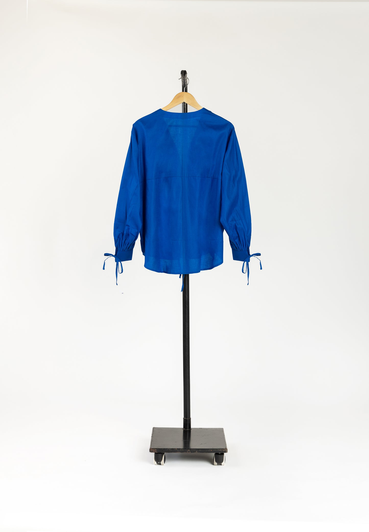 Tie-Up Bishop Shirt