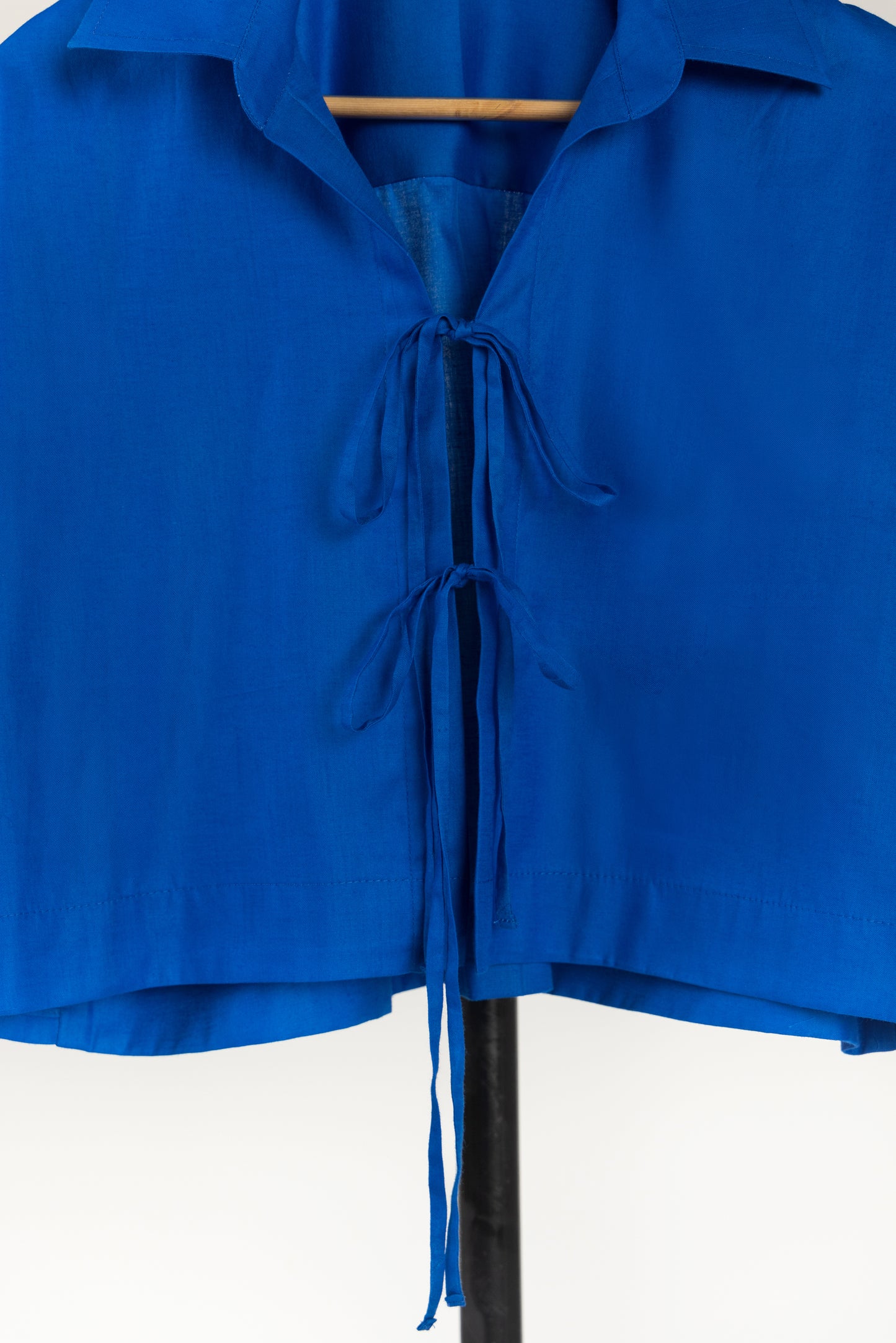 Cropped Tie-Up Shirt