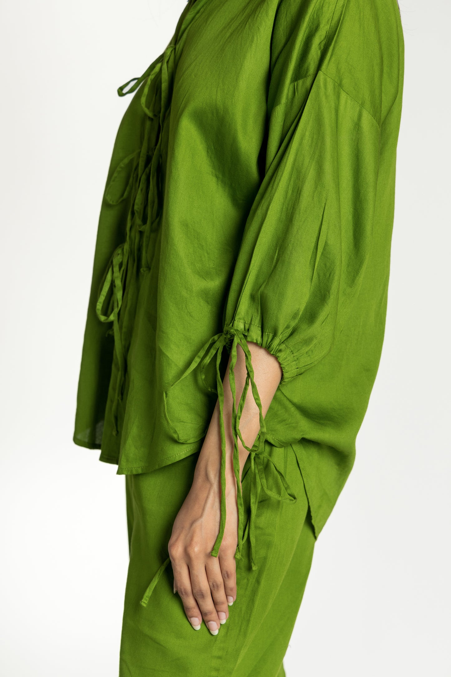 3 Knots Collared Shirt