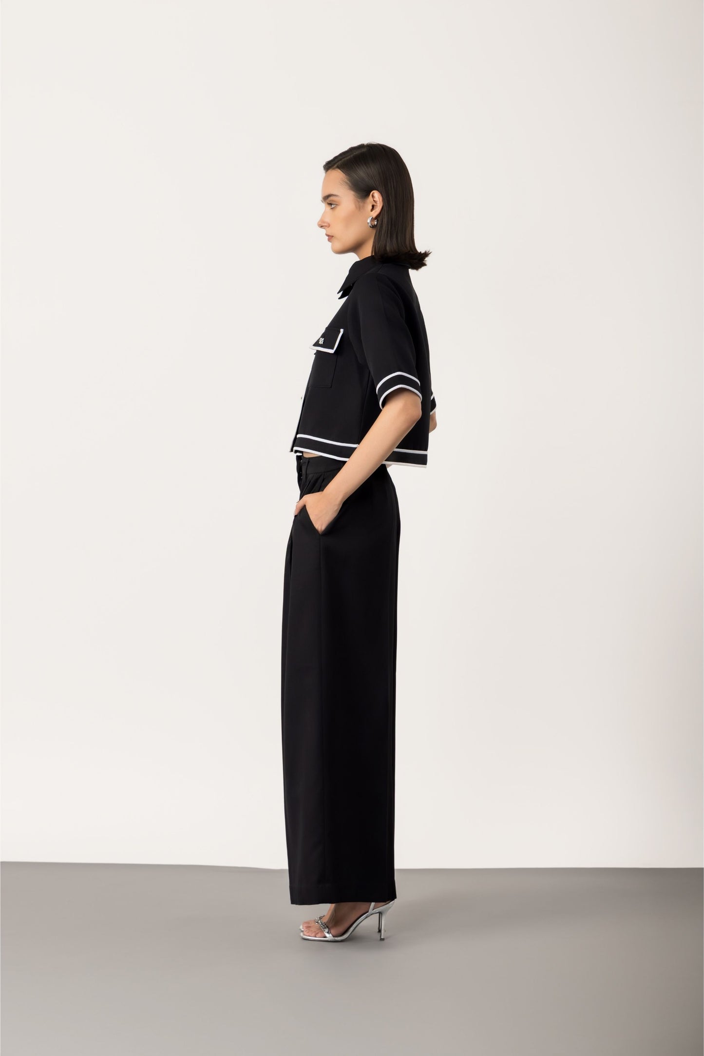 Midnight Short Sleeve Jacket & Pants Set