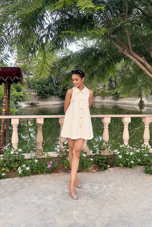 Samiksha Singh in Canopy Dress